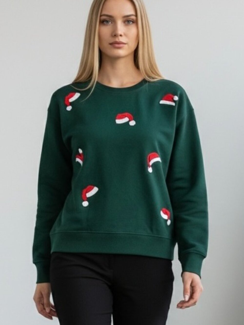 NEW Jane & Delaney Sweater Women’s Large Green Santa Hat Embroidery NWT